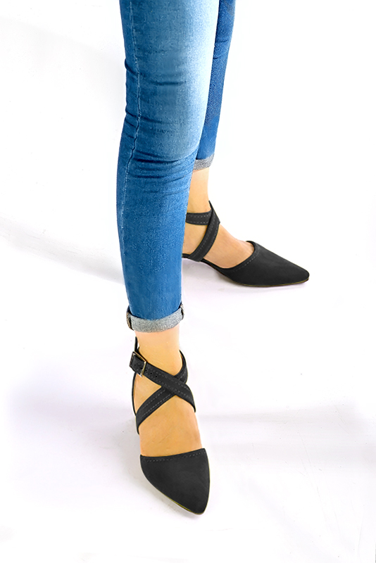 Matt black women's open side shoes, with crossed straps. Tapered toe. Low flare heels. Worn view - Florence KOOIJMAN